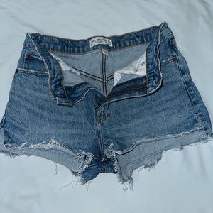 Abercrombie & Fitch Curve Love High Rise Mom Short
